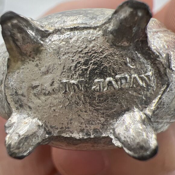 Vintage Salt And Pepper Shakers Silver Tone Tea Pot Coffee Pot So Cute! - Picture 4 of 12